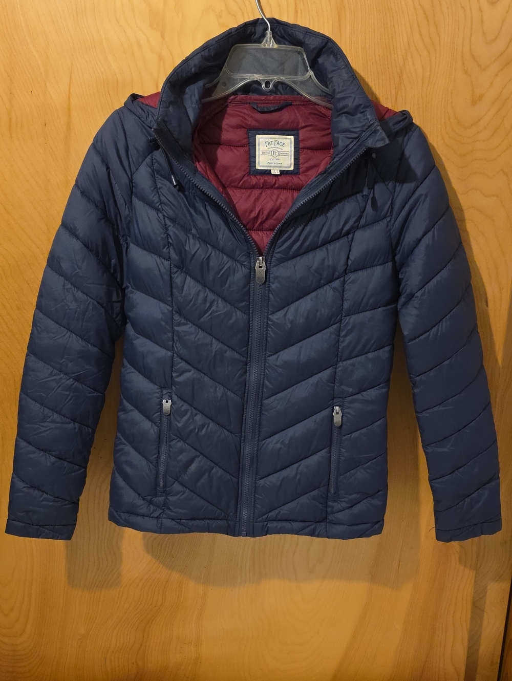 Fat Face Lightweight Puffer Jacket In Navy with Maroon Interior- US 4/UK 8